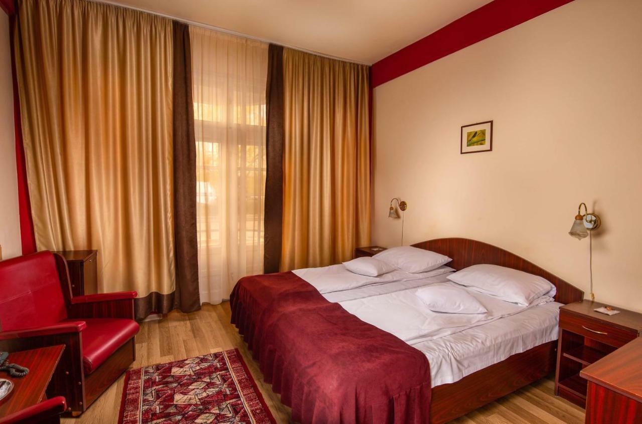 Hotel Castel Sfantu Gheorghe  Exterior photo